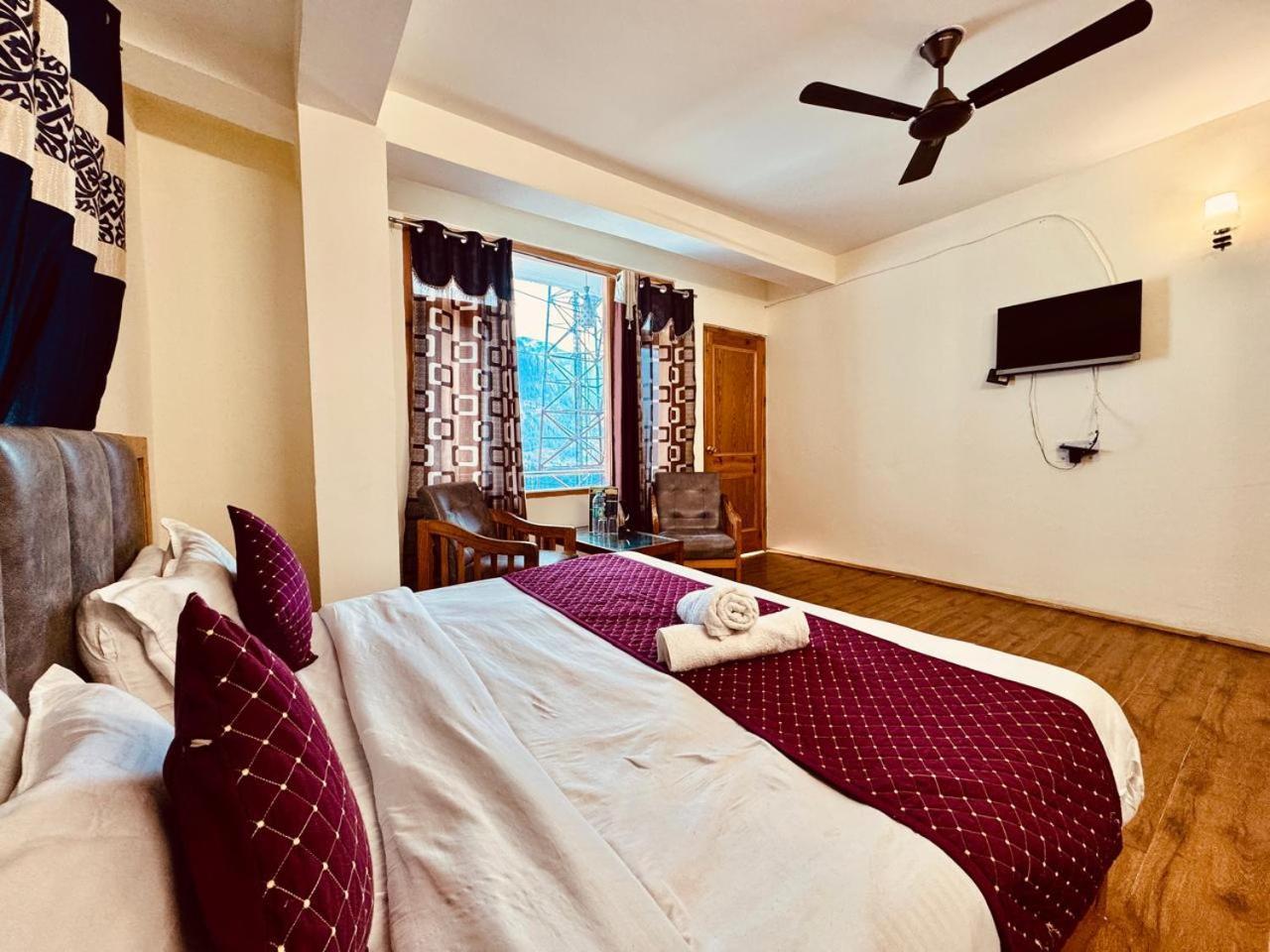 Royal Majestic View Point Lodge Manali  Bagian luar foto