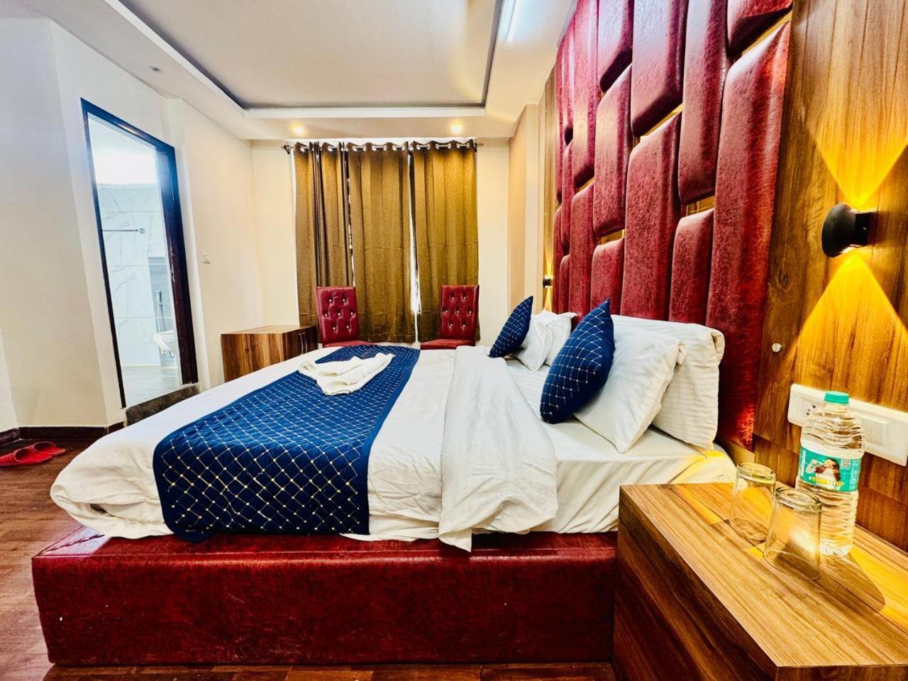 Royal Majestic View Point Lodge Manali  Bagian luar foto