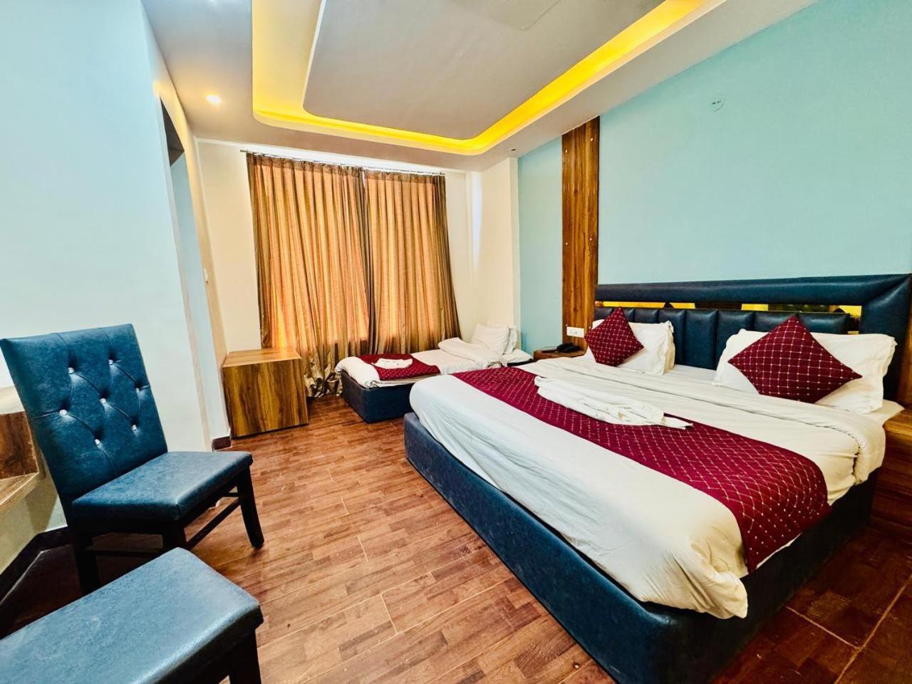 Royal Majestic View Point Lodge Manali  Bagian luar foto