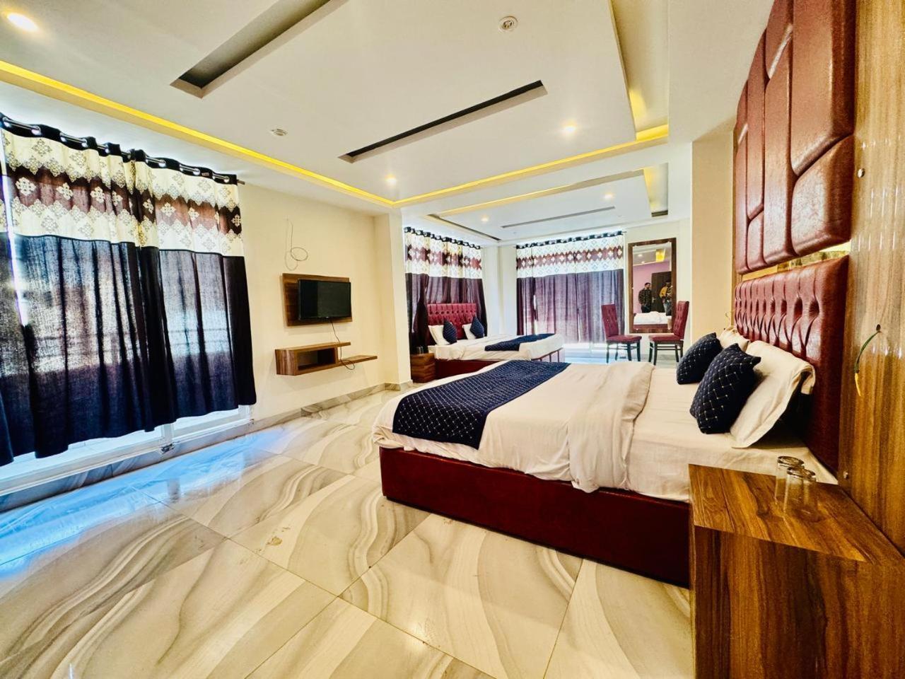 Royal Majestic View Point Lodge Manali  Bagian luar foto