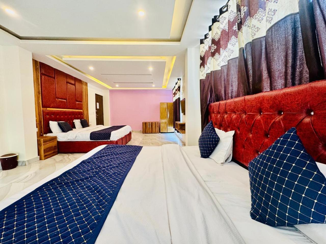 Royal Majestic View Point Lodge Manali  Bagian luar foto